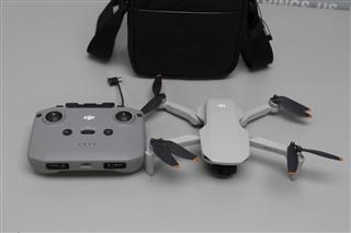 DJI Mini 2 SE Camera Drone - Gray